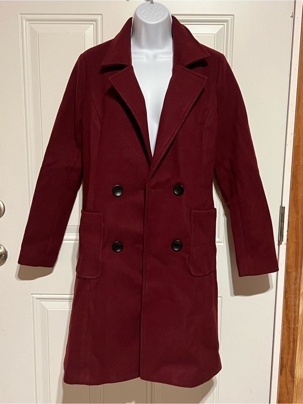 Women's Double-Breasted Trench Coat in Burgundy